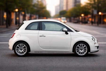 fiat-500-route-urbaine-floue